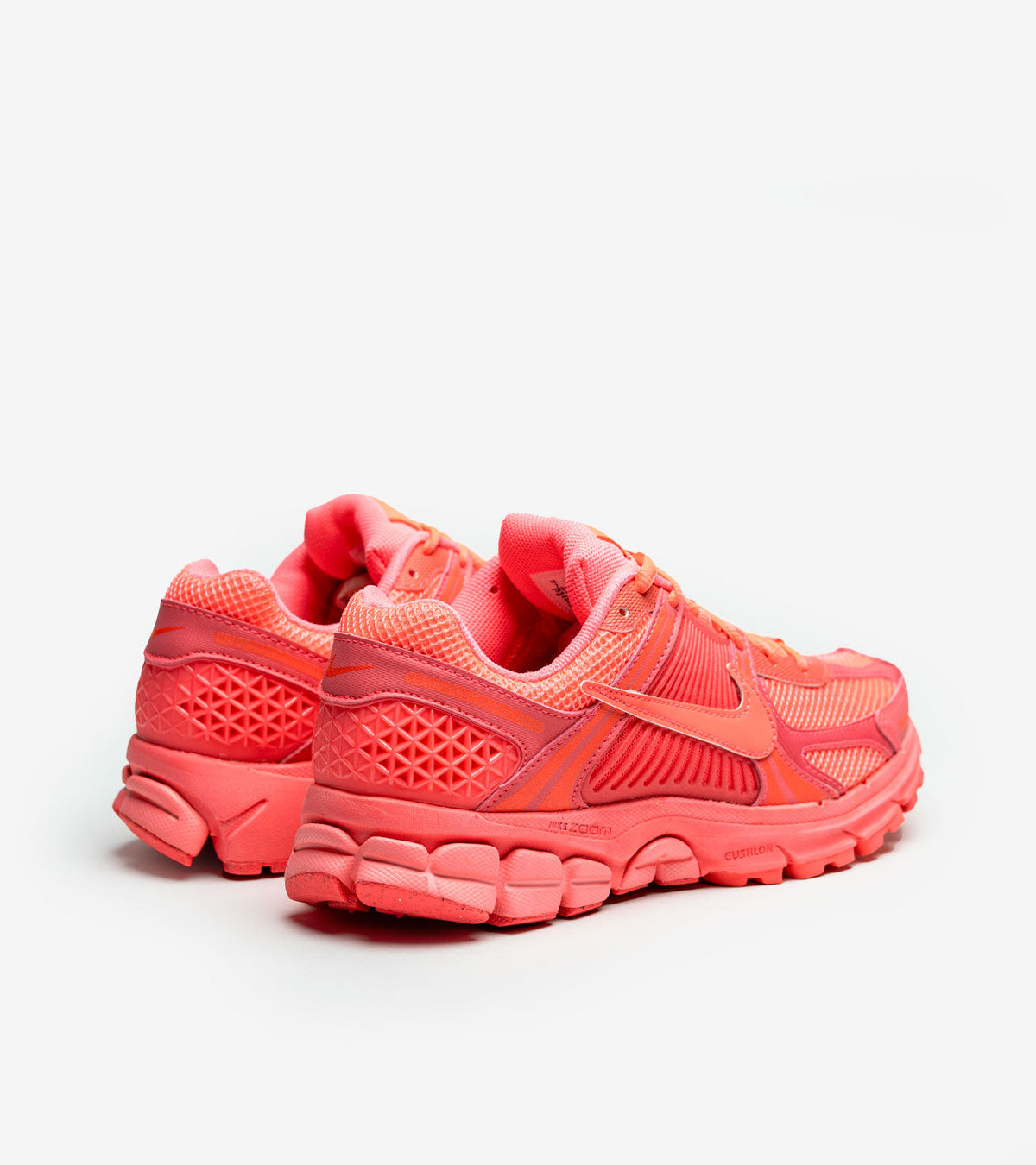 Nike Zoom Vomero 5 Hot Punch — photo 3