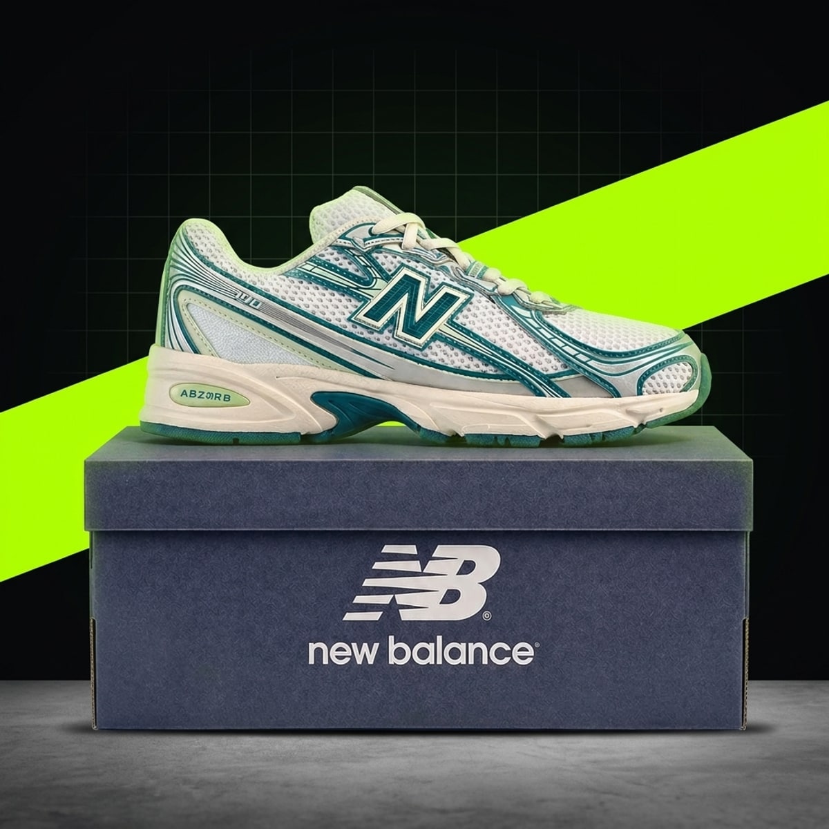New Balance 740