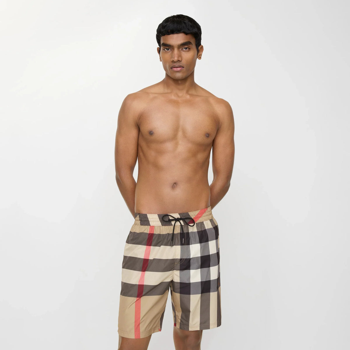 short burberry — photo 3