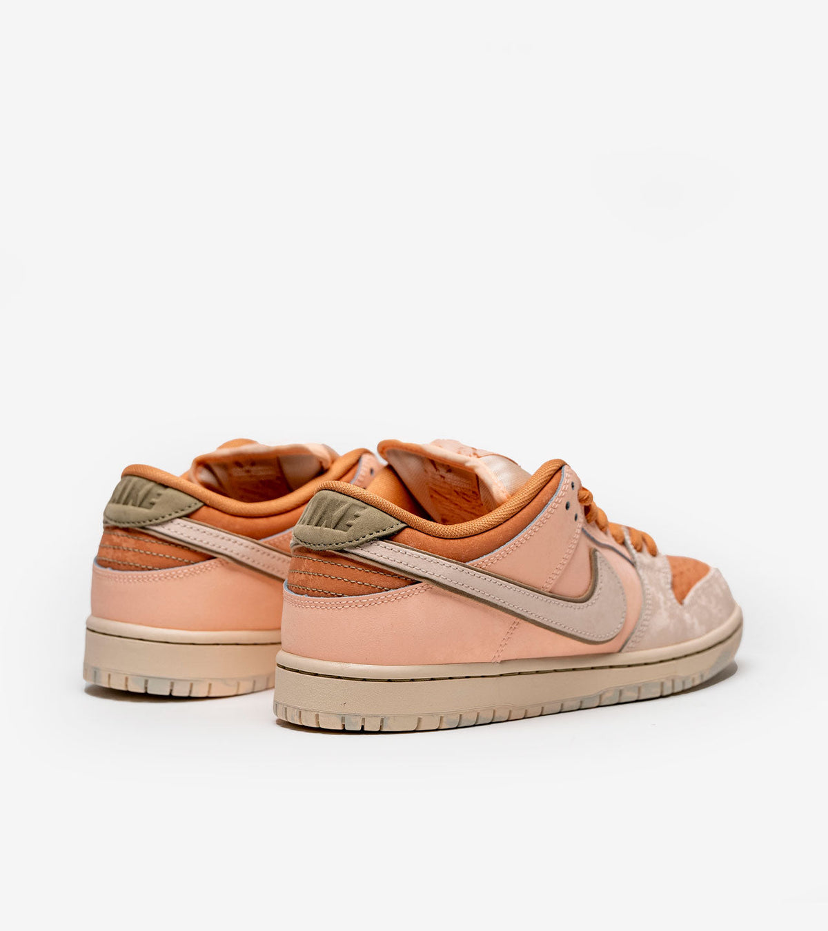 Nike SB Dunk Low Trocadéro Gardens — photo 3
