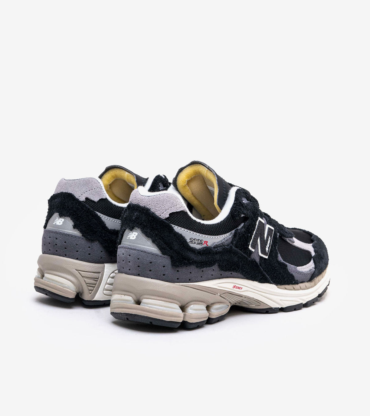 New Balance 2002R Protection Pack Black Grey — photo 3
