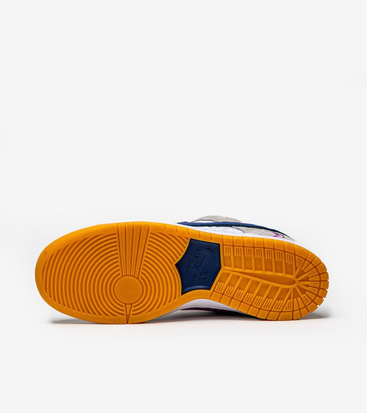 Nike SB Dunk Low Rayssa Leal — photo 4
